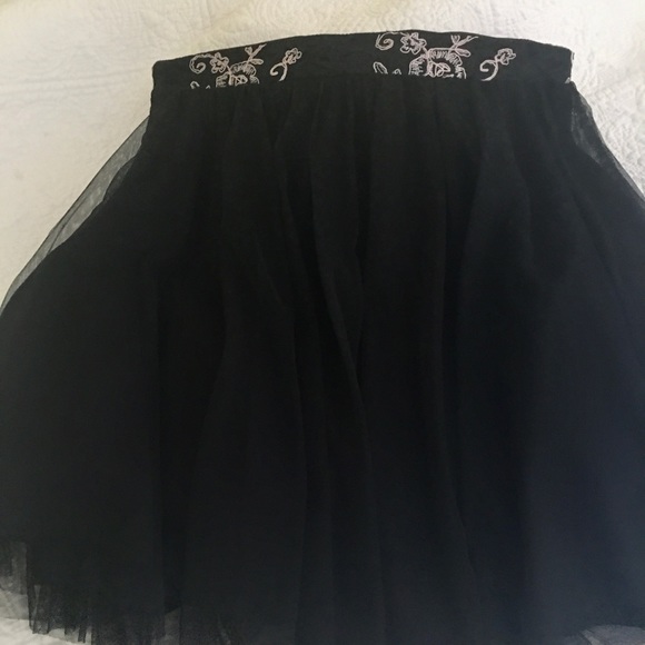 Love Reign Black Tulle Skirt - Picture 3 of 6